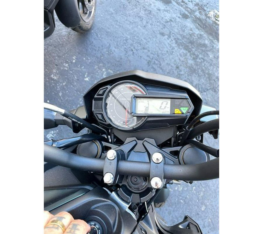 2025 Kawasaki Z125 Pro