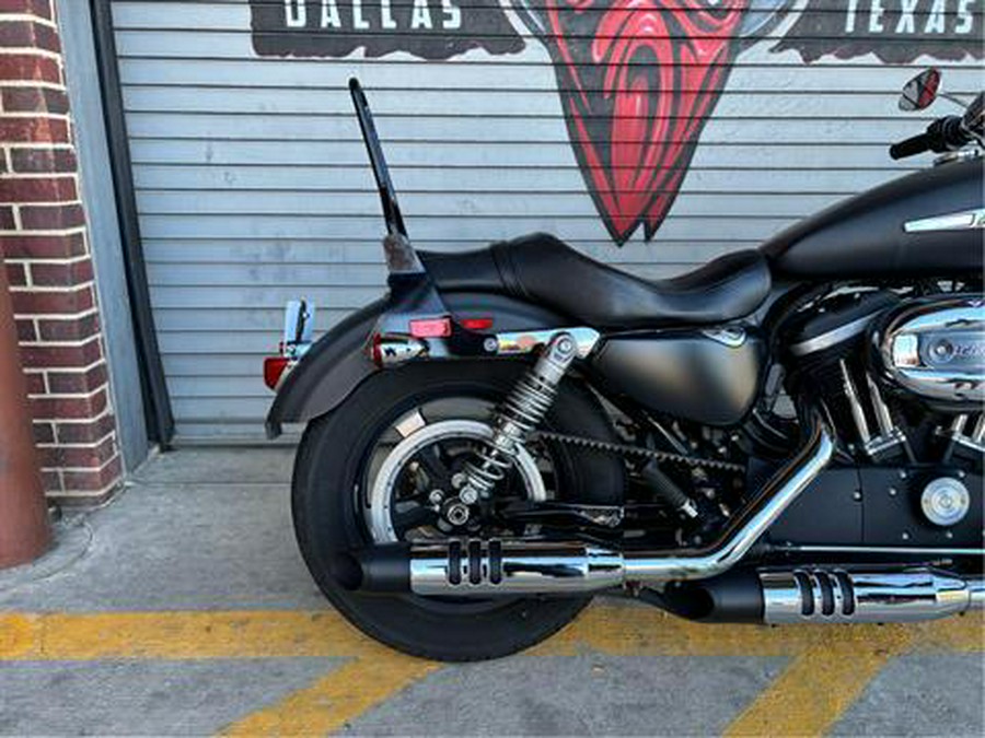 2016 Harley-Davidson 1200 Custom