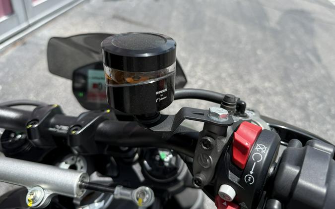 2024 Ducati Streetfighter V2 Storm Green - 08045T