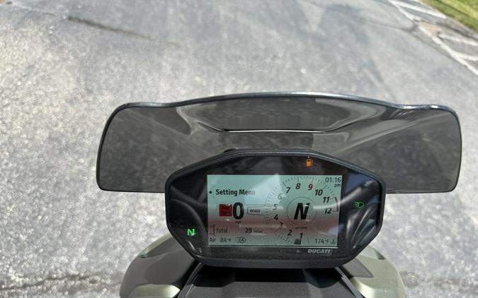 2024 Ducati Streetfighter V2 Storm Green - 08045T