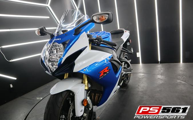 2014 Suzuki Motor of America Inc. GSX-R750™