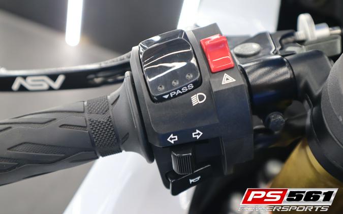 2014 Suzuki Motor of America Inc. GSX-R750™