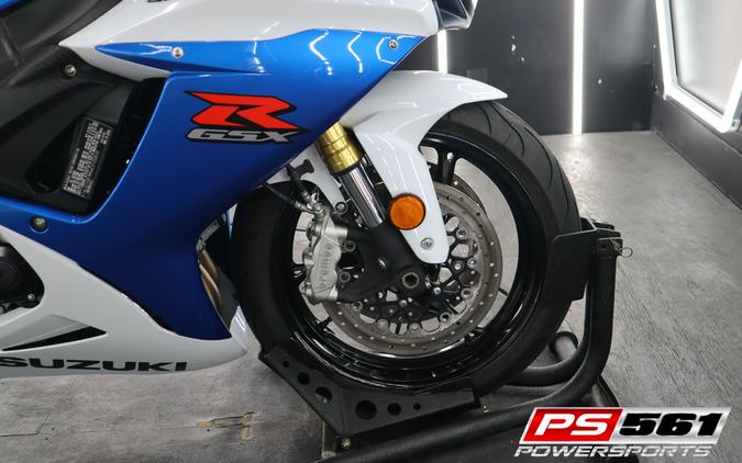 2014 Suzuki Motor of America Inc. GSX-R750™
