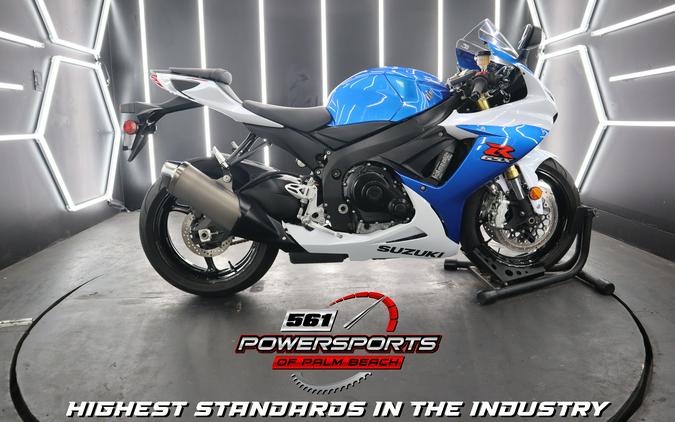 2014 Suzuki Motor of America Inc. GSX-R750™