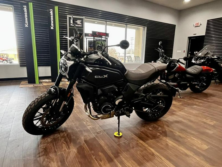 2023 CFMOTO 700CL-X