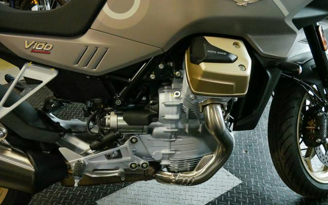 2023 Moto Guzzi V100 Mandello Aviazione Navale