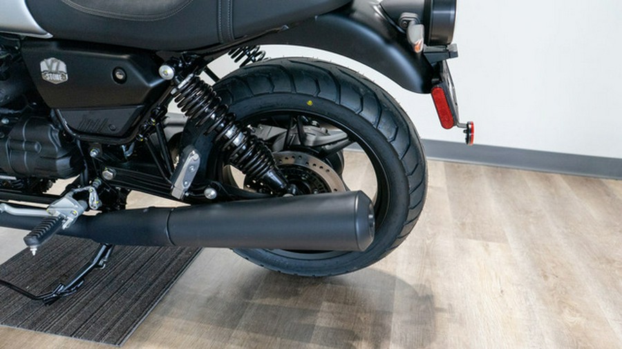 2023 Moto Guzzi V7 Stone