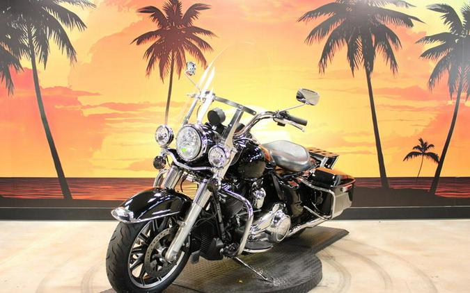 2022 Harley-Davidson® FLHP