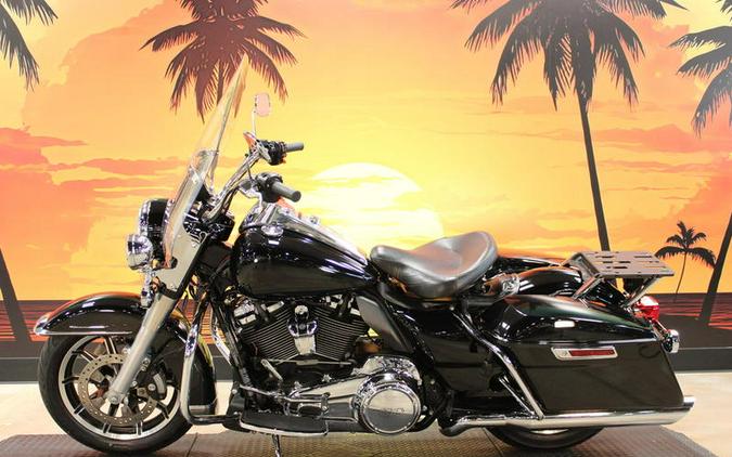 2022 Harley-Davidson® FLHP