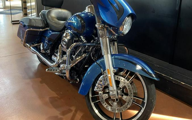2014 Harley-Davidson Street Glide FLHX
