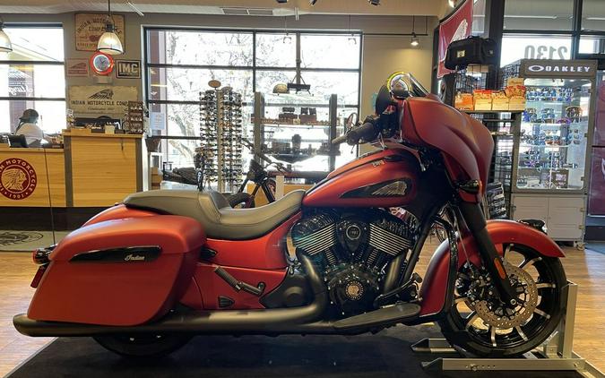 2024 Indian Motorcycle® Chieftain® Dark Horse® Sunset Red Smoke