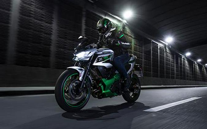 2024 Kawasaki Z7 Hybrid ABS