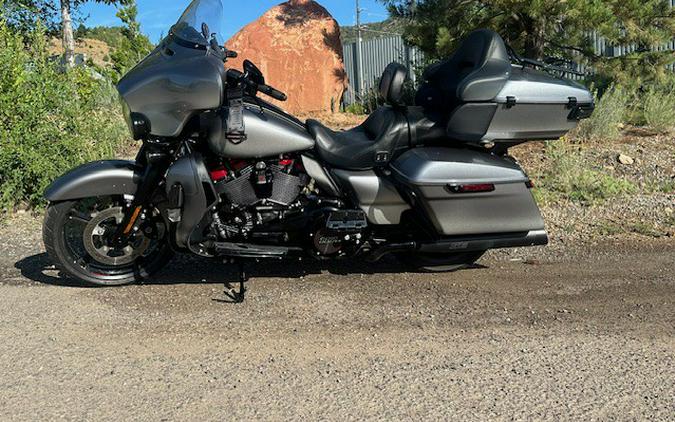 2019 Harley-Davidson® Electra Glide® CVO™ Limited