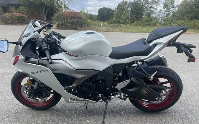 2025 Kawasaki Ninja ZX-6R