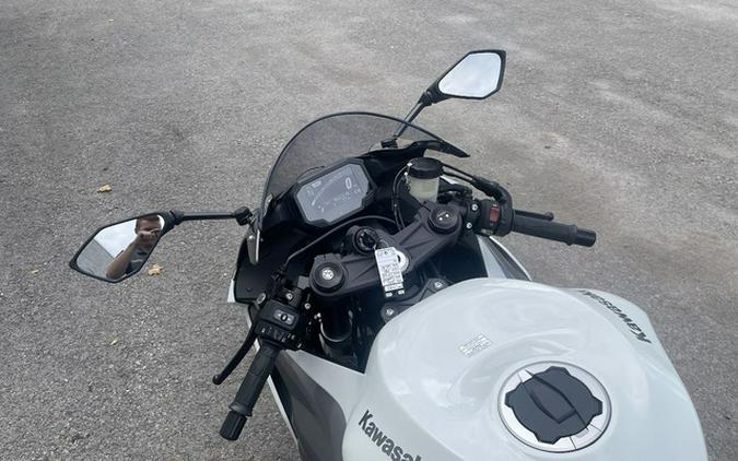 2025 Kawasaki Ninja ZX-6R