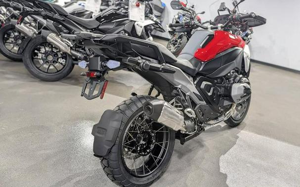 2026 BMW R 1300 GS Racing Red