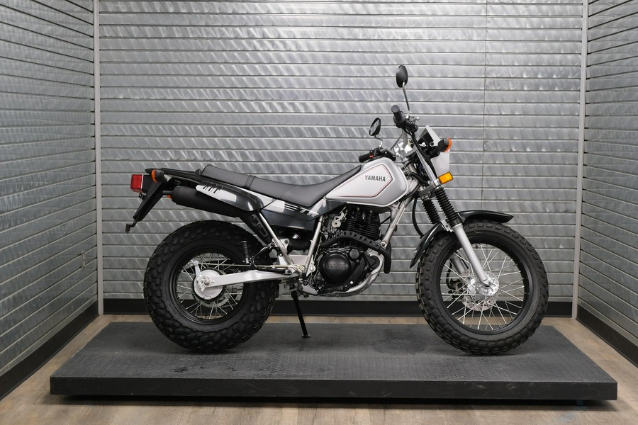 2026 YAMAHA TW200