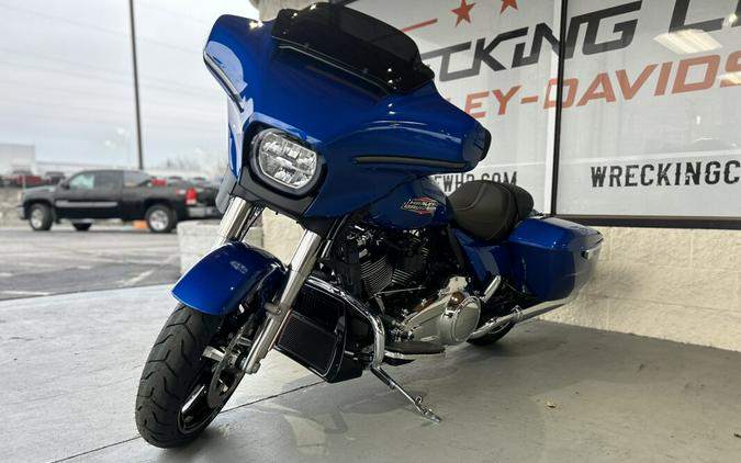 FLHX 2024 Street Glide®