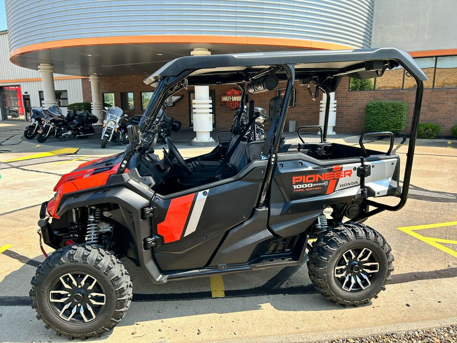 2023 Honda Pioneer 1000-5 Trail