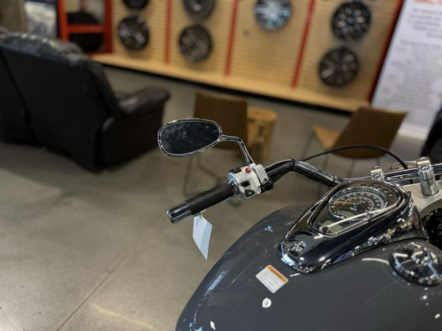 2025 Suzuki Boulevard C50