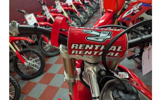 2026 CRF® 250R - Honda