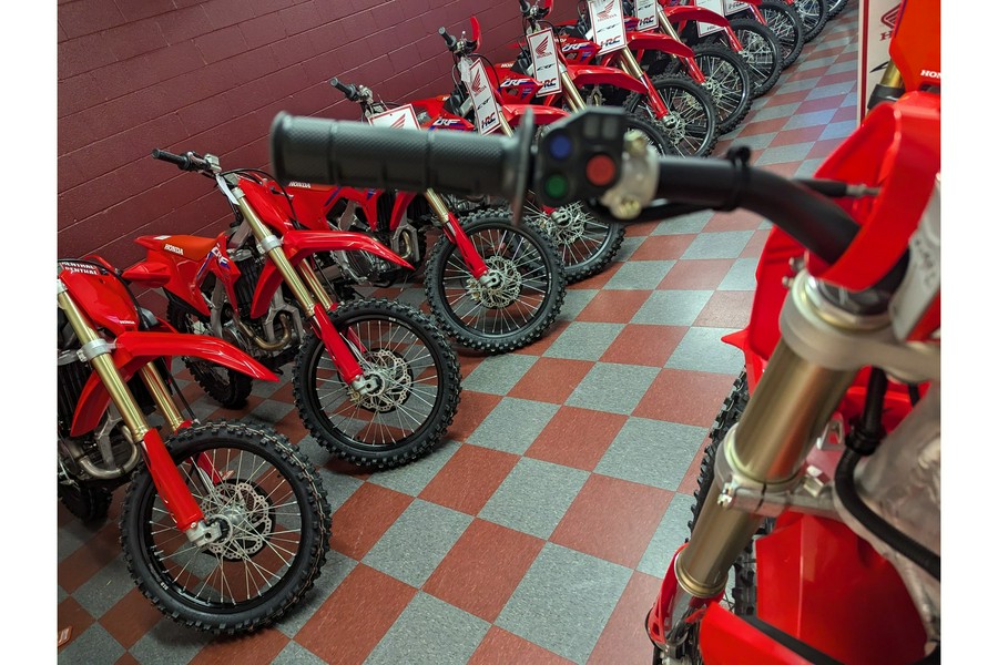 2026 CRF® 250R - Honda