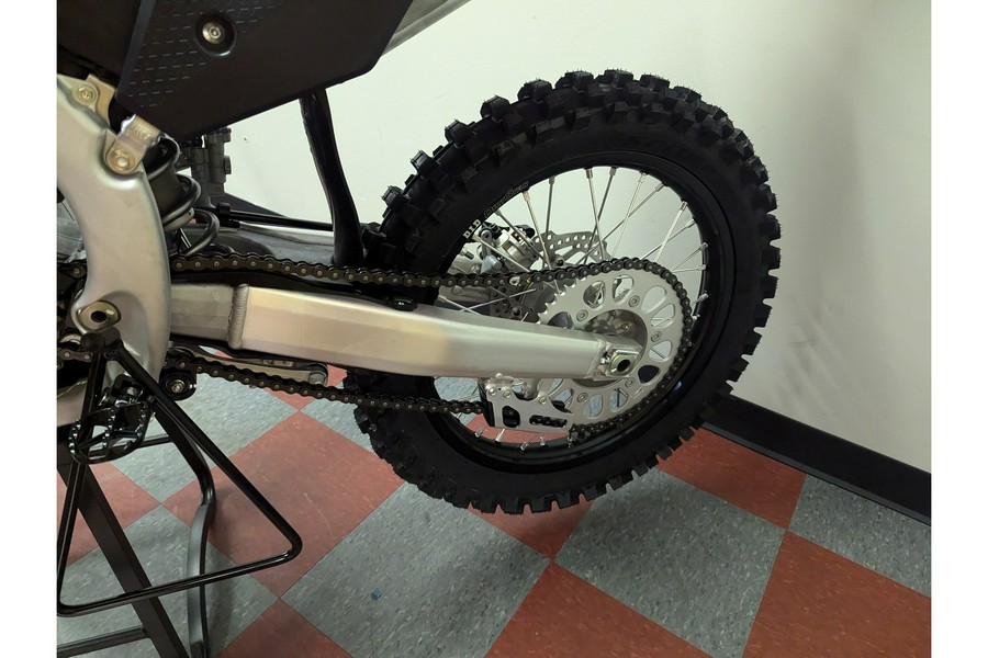 2026 CRF® 250R - Honda