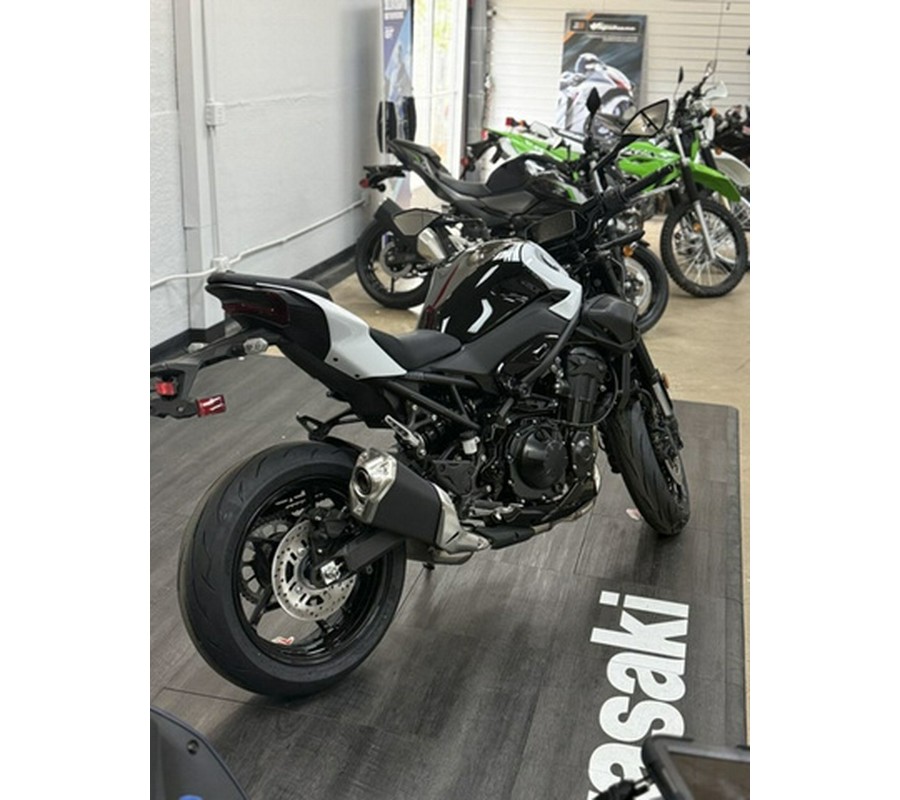 2026 Kawasaki Z900 ABS