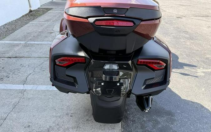 2026 Can-Am® Spyder RT Sea-to-Sky