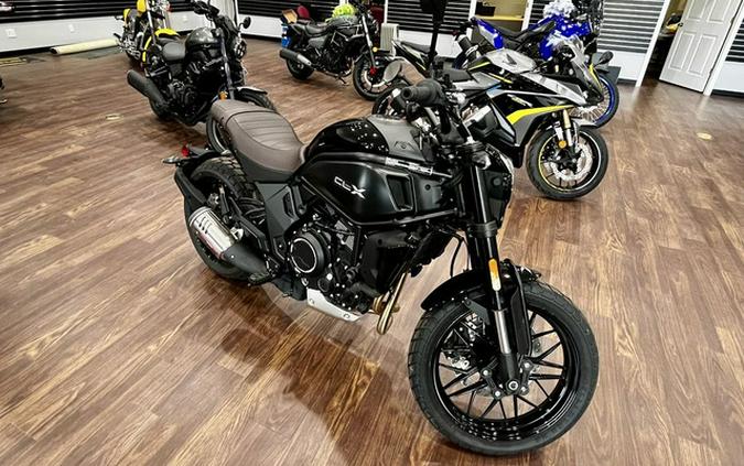 2023 CFMOTO 700 CL-X