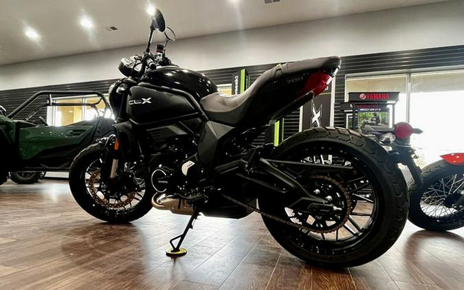 2023 CFMOTO 700 CL-X