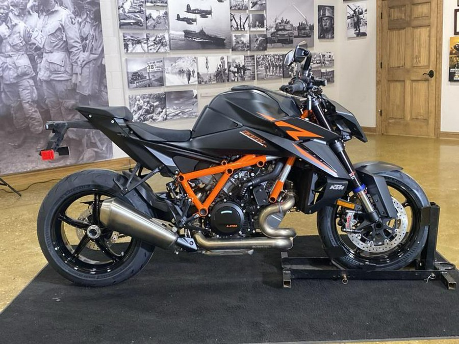 2024 KTM 1390 Super Duke R EVO