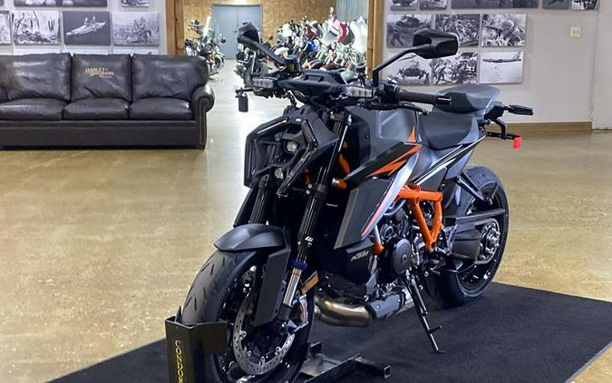 2024 KTM 1390 Super Duke R EVO