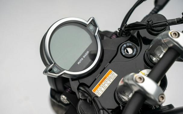 2023 Moto Guzzi V9 Bobber Special Edition