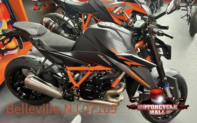 2025 KTM Super Duke 1390 R EVO