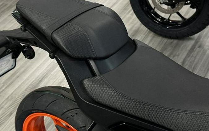 2024 KTM 250 Duke