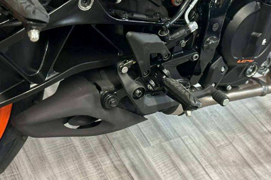 2024 KTM 250 Duke