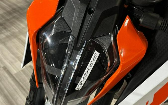 2024 KTM 250 Duke