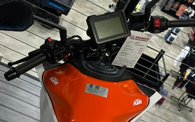 2024 KTM 250 Duke