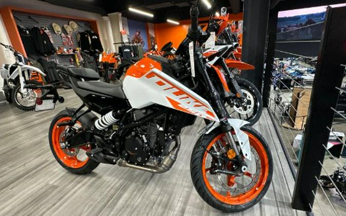 2024 KTM 250 Duke
