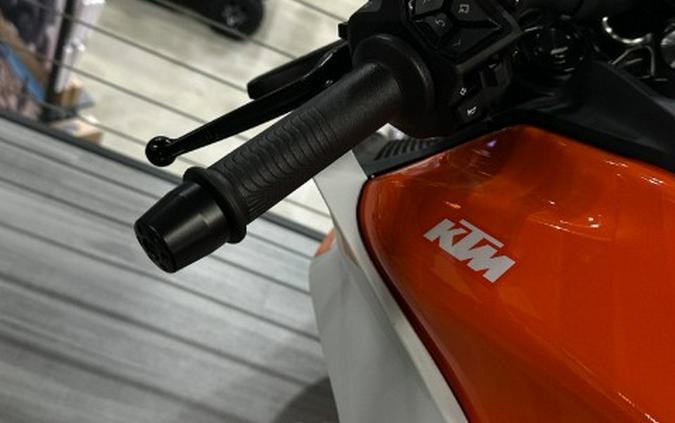 2024 KTM 250 Duke