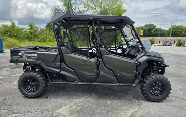 2025 Honda® Pioneer 1000-6 Deluxe Crew