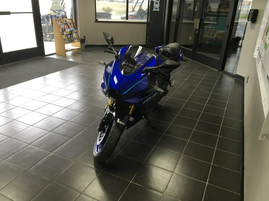 YZF-R3