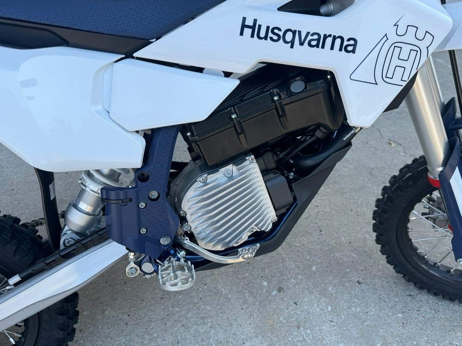 2027 Husqvarna EE 5