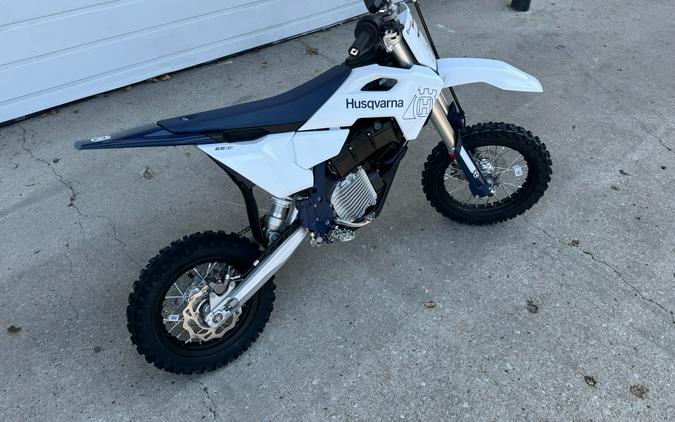 2027 Husqvarna EE 5