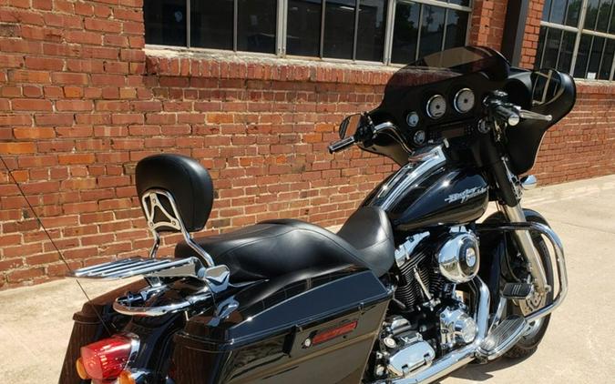 2006 Harley-Davidson Street Glide™ Base