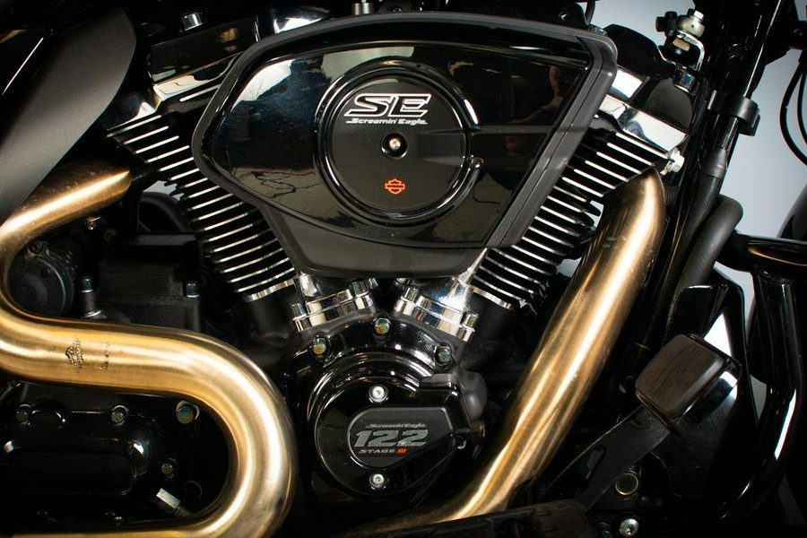 2025 Harley-Davidson Road Glide FLTRX