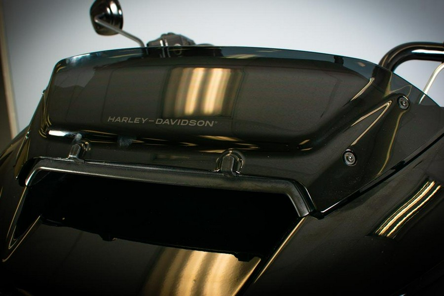 2025 Harley-Davidson Road Glide FLTRX