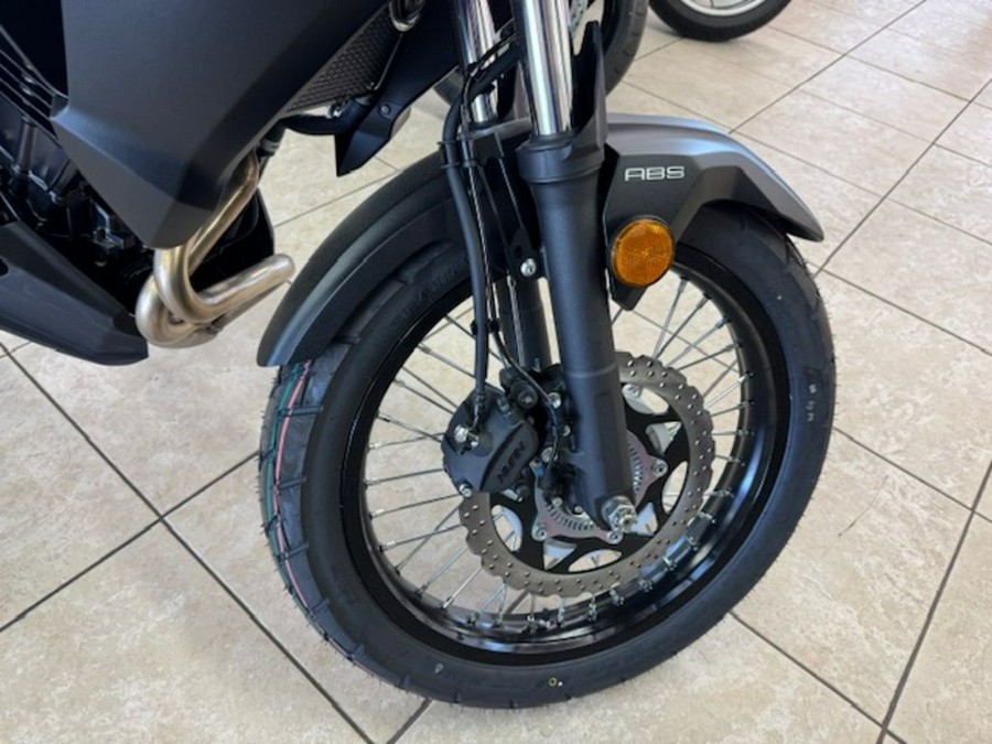 2025 Kawasaki Versys®-X 300 ABS