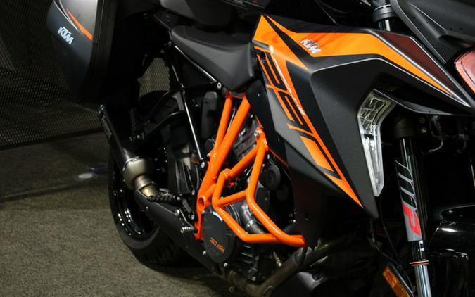 2020 KTM Super Duke 1290 GT